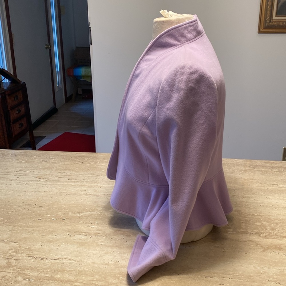 Ellen, Tracy, excellent condition, light, purple, measurements in photos below - Picture 2 of 8